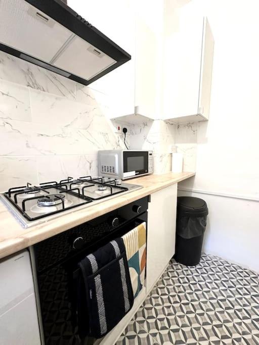 Quirky 3 Bedroom Flat In Shoreditch Londyn Zewnętrze zdjęcie